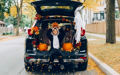 car-hire-in-swindon-lydiard-park-halloween